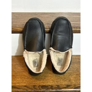 UGG Australia Men's "Ascot" 5379B Black Leather Sheepskin Shoes Size 11